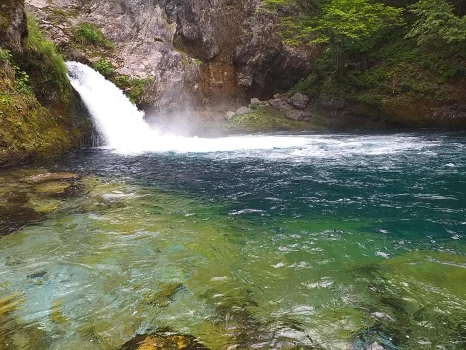 Bujtina 2 Ξενοδοχείο Βαλμπόνα Εξωτερικό φωτογραφία